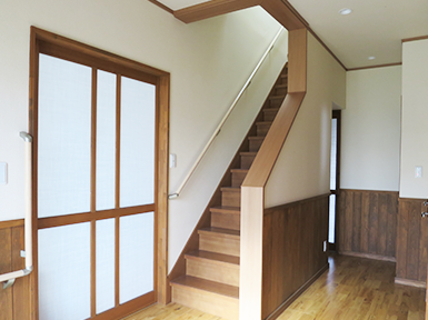 腰板を使用した住宅