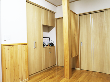 腰板を使用した住宅